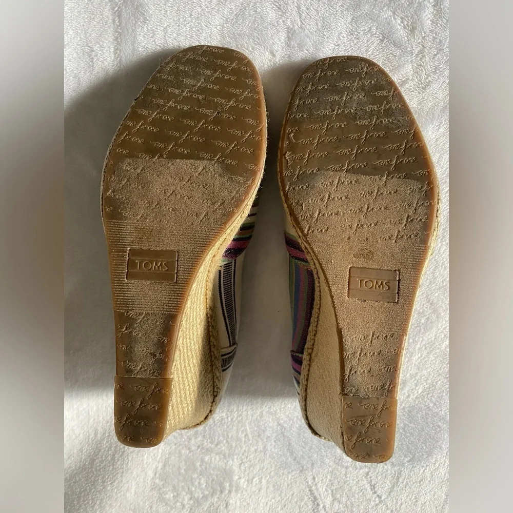 Toms Women’s Shoes Wedges Peep Toe Espadrilles‎ Stripes Multicolored Size 9